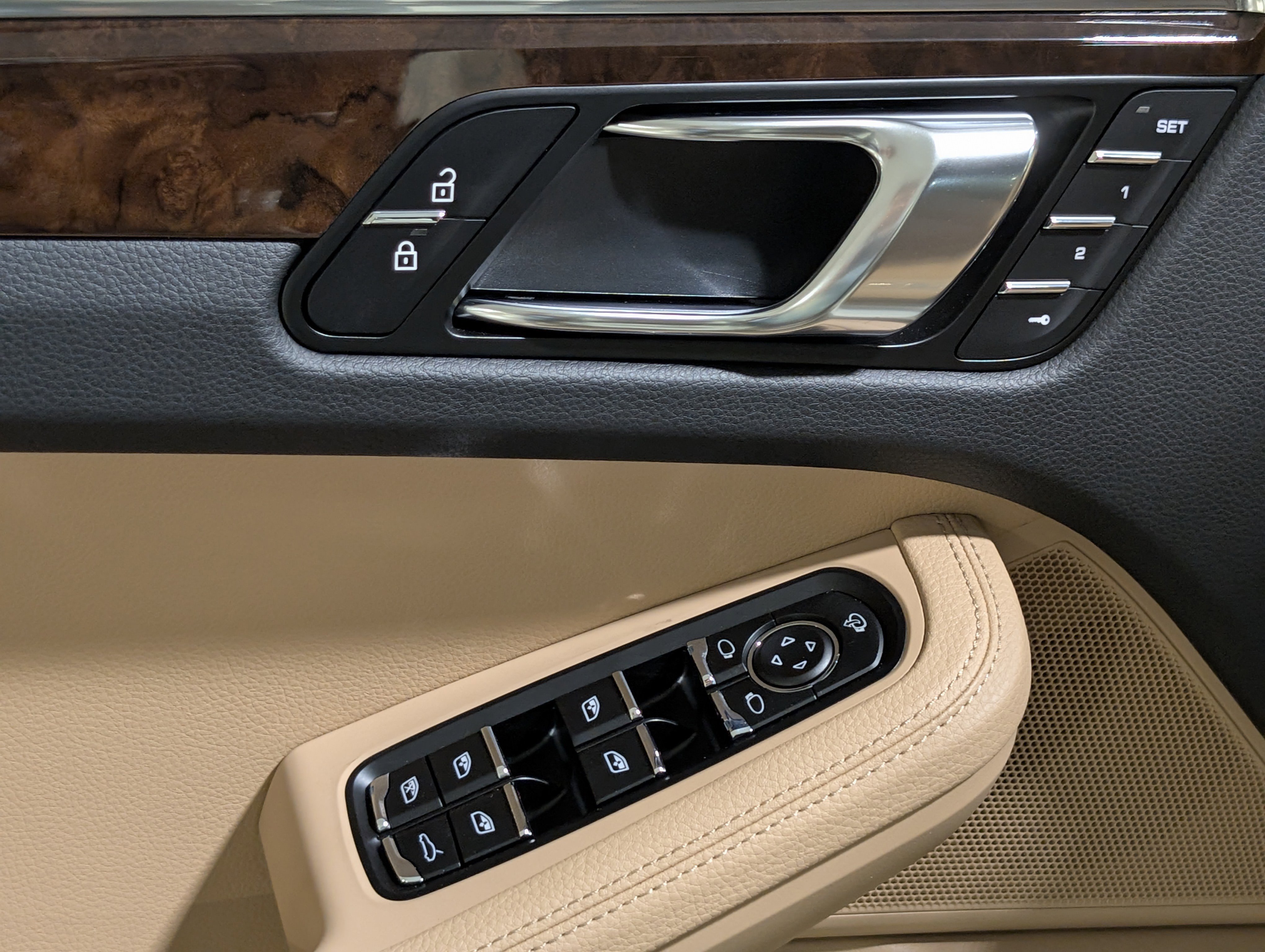 New 2026 Porsche Macan image 20