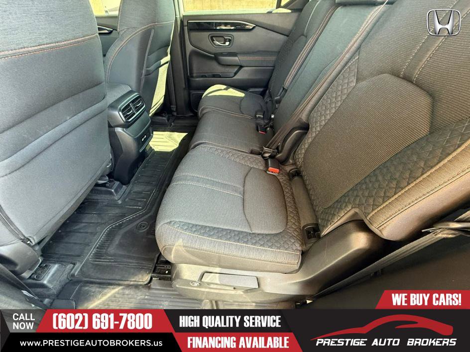 Used 2023 Honda Pilot Sport image 25