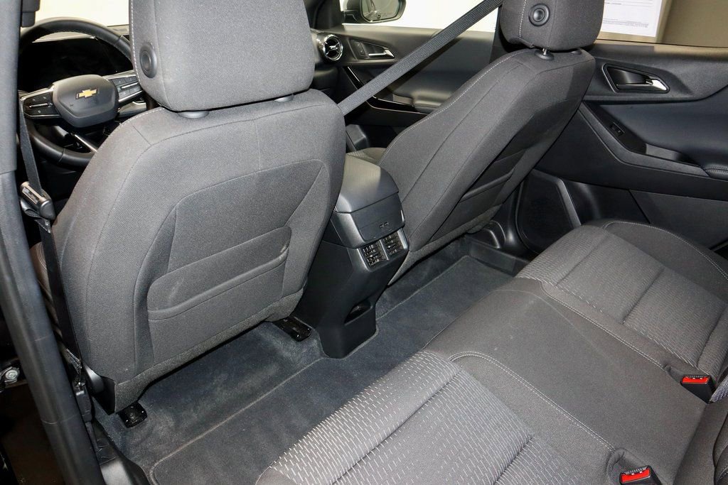 Used 2025 Chevrolet Equinox LT image 22