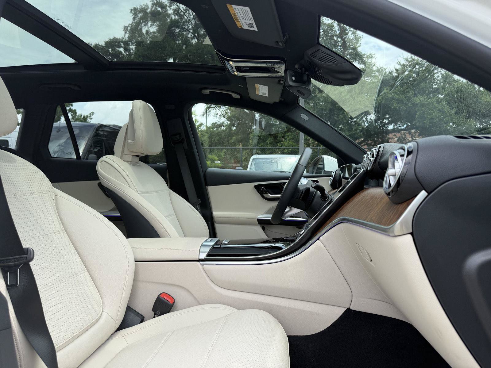 Certified 2026 Mercedes-Benz GLC 300 image 31