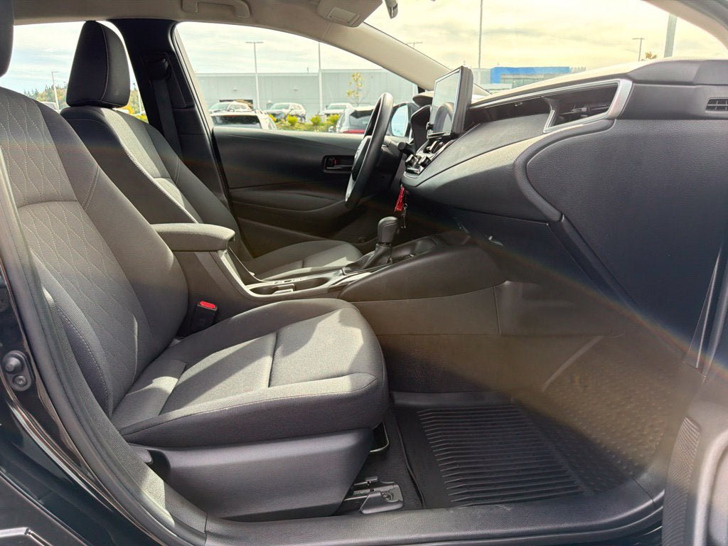 Used 2024 Toyota Corolla LE FWD image 24
