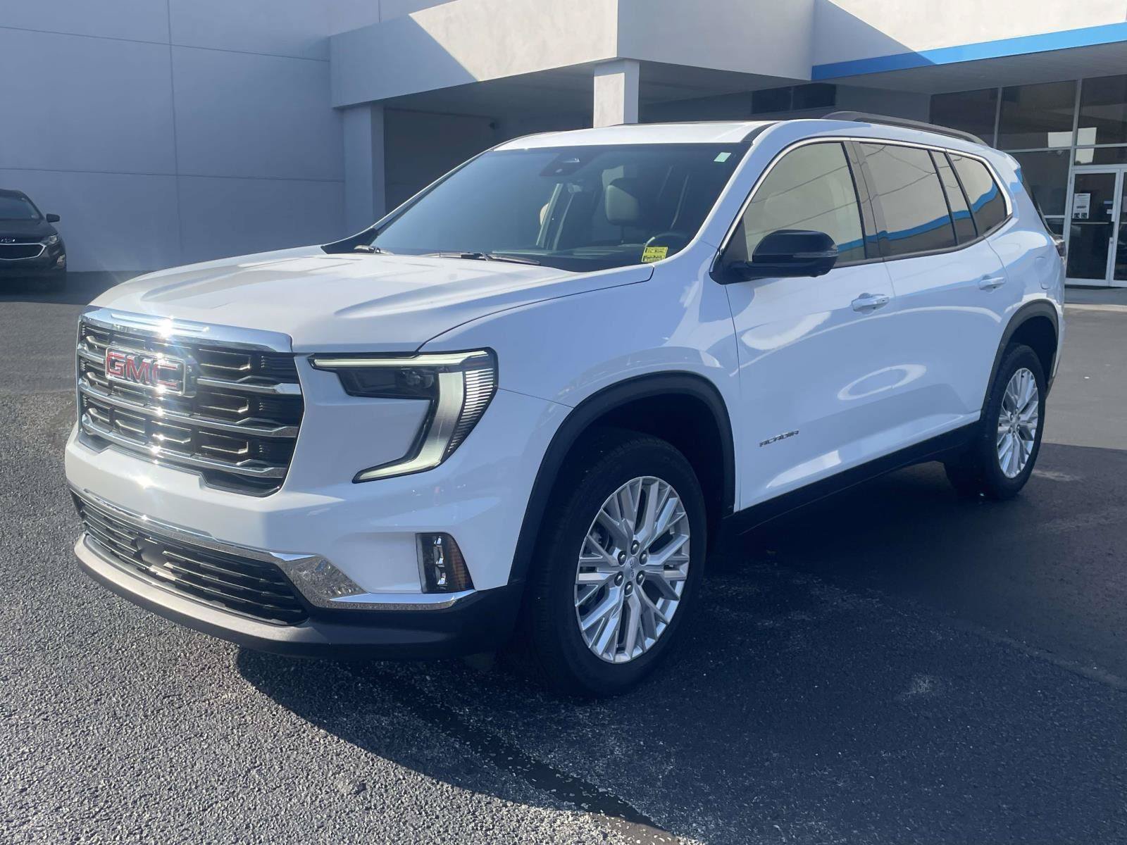 Certified 2026 GMC Acadia Elevation w/ Elevation Premium Package FWD image 10