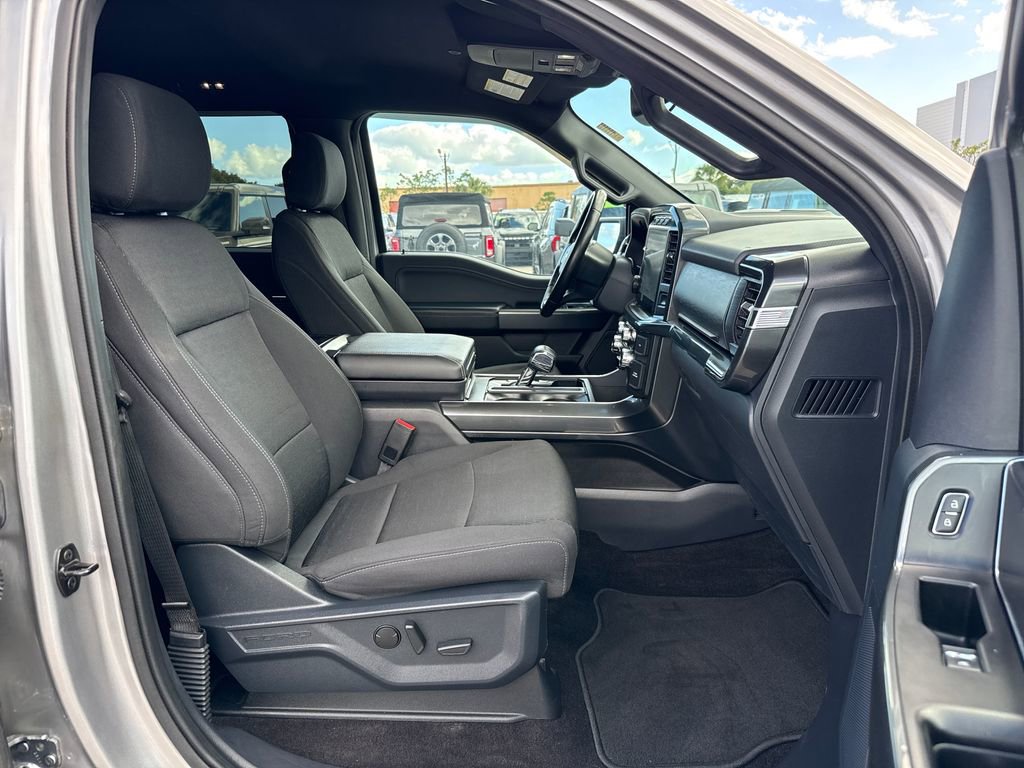 Certified 2022 Ford F150 XLT w/ Equipment Group 302A High image 27