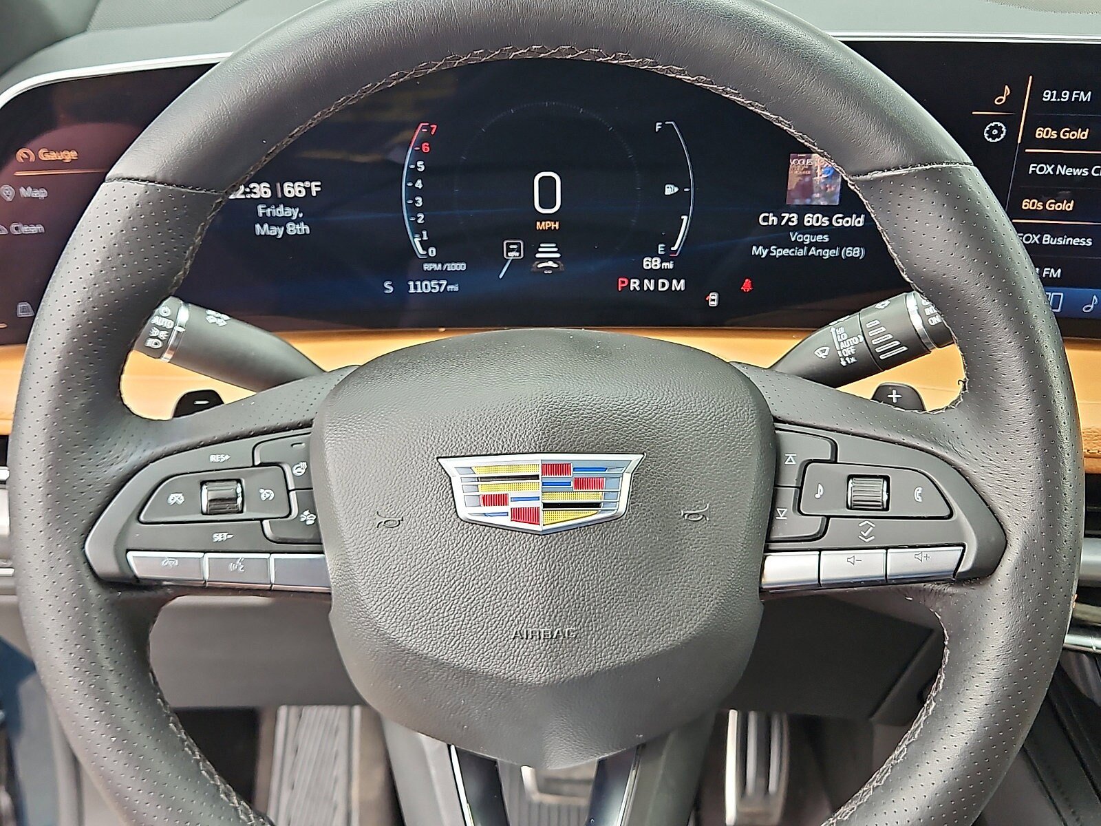 Certified 2025 Cadillac XT4 Sport FWD image 11