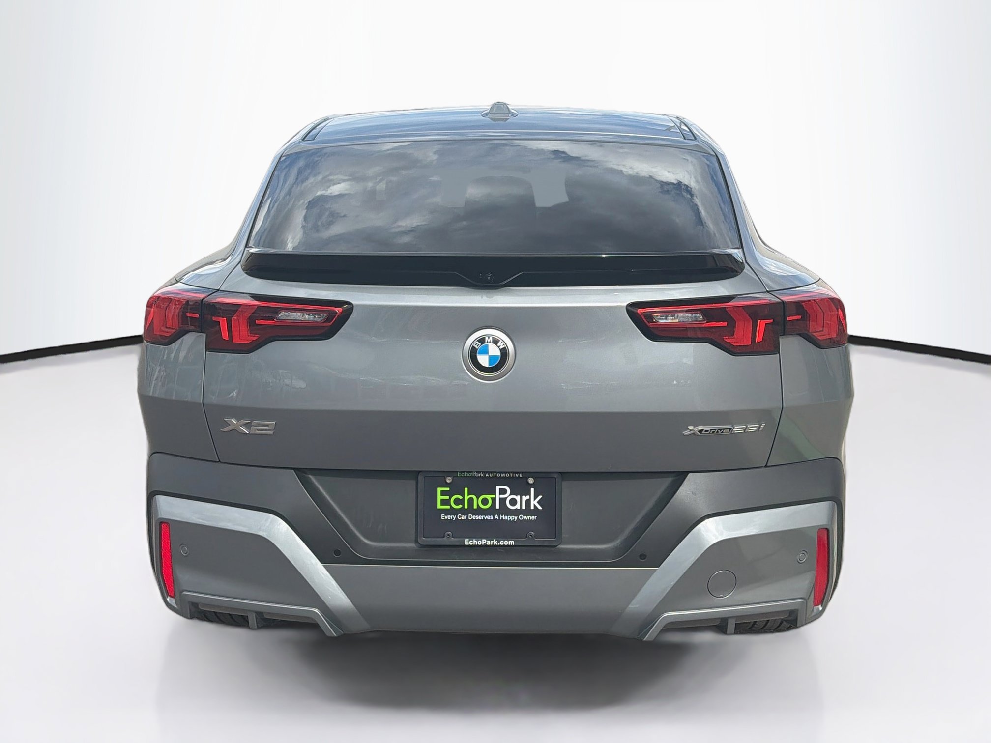 Used 2026 BMW X2 xDrive28i AWD/4WD image 7