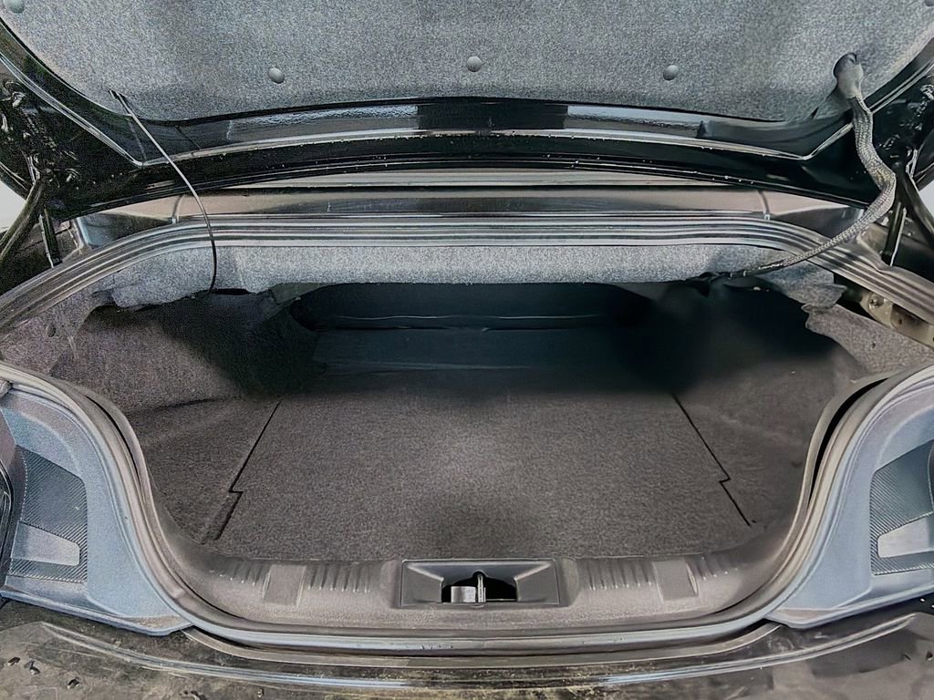 Used 2025 Ford Mustang Premium image 29
