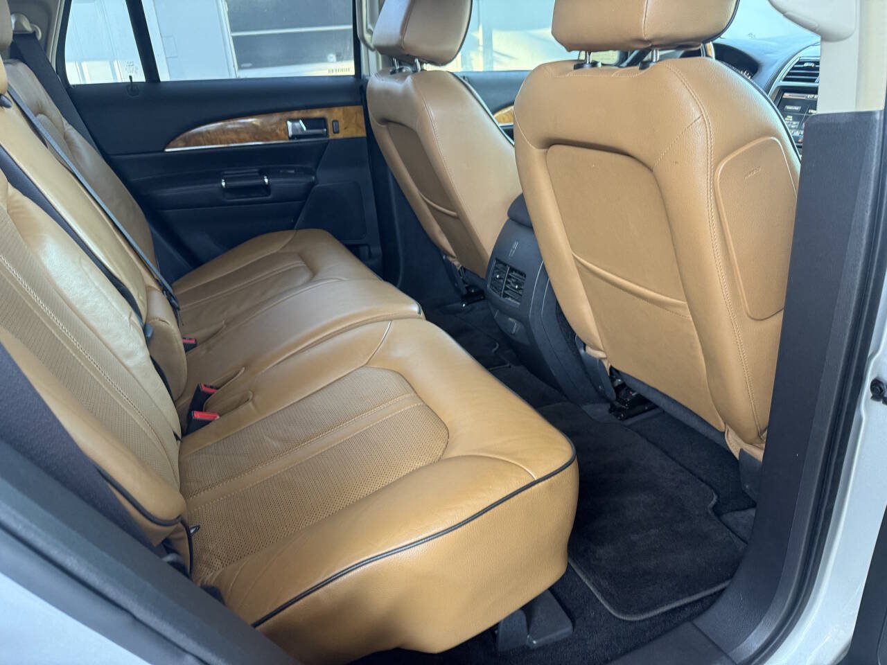 Used 2013 Lincoln MKX FWD image 15