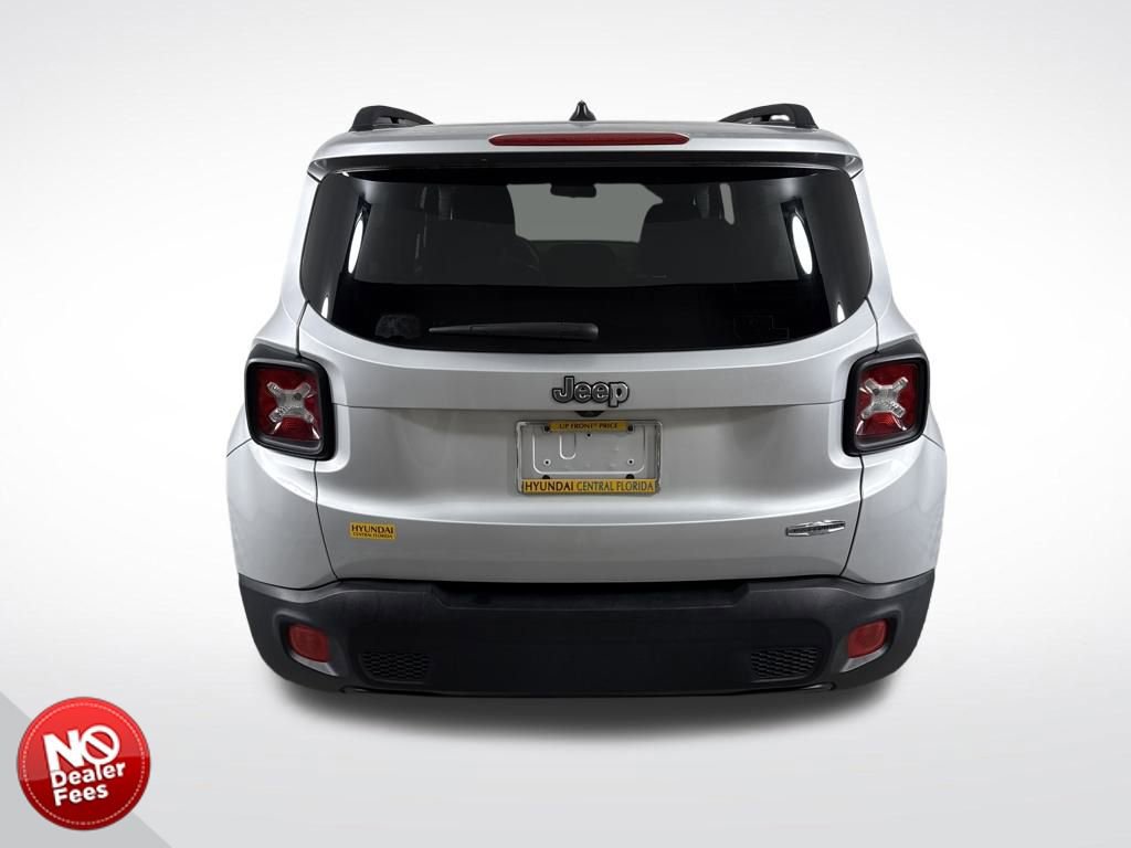 Used 2017 Jeep Renegade Latitude image 5