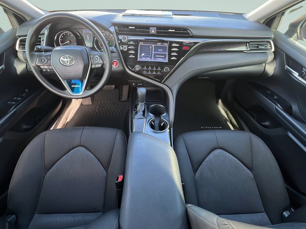 Used 2019 Toyota Camry LE w/ Convenience Package FWD image 10