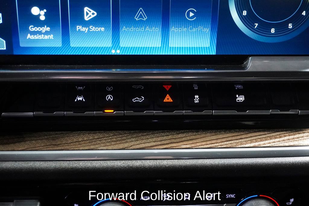 Used 2025 Chevrolet Silverado 1500 LT image 17