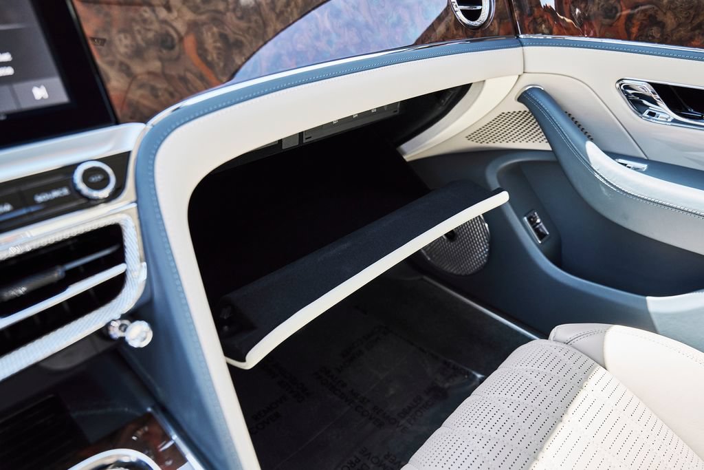 Used 2022 Bentley Flying Spur W12 AWD/4WD image 86