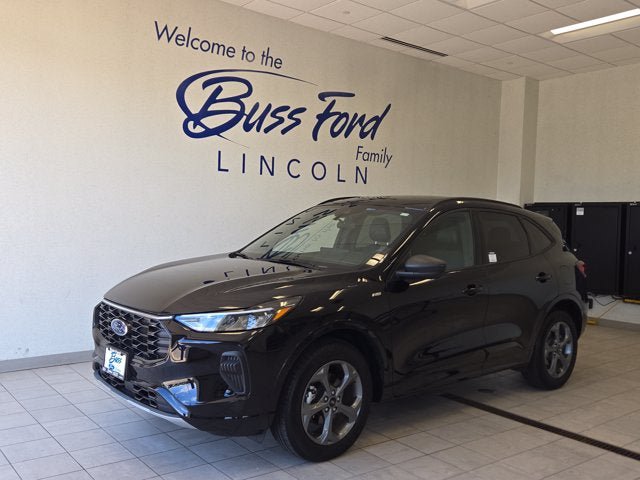 Used 2024 Ford Escape ST-Line w/ Tech Pack #1 AWD/4WD image 1