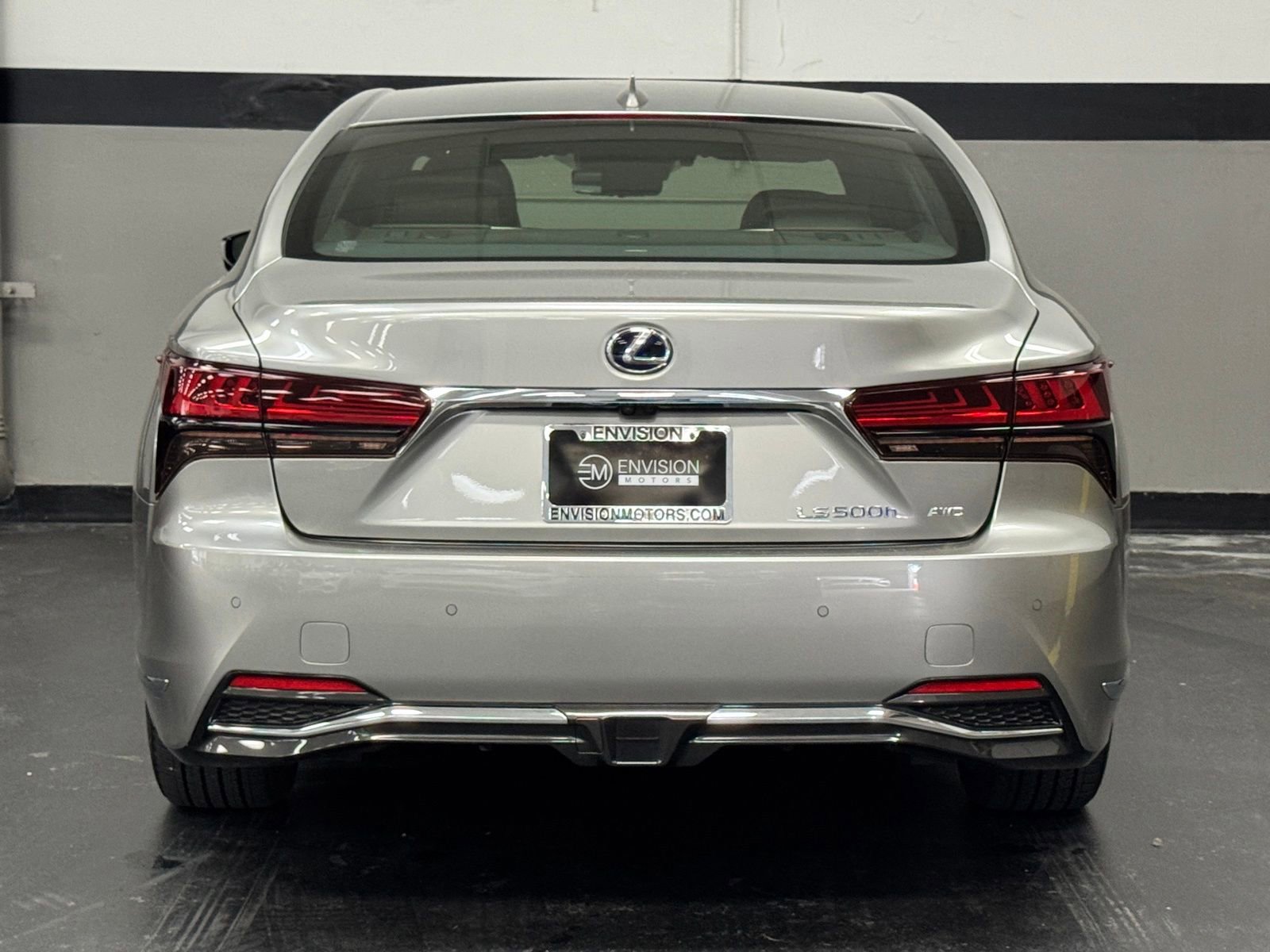 Used 2022 Lexus LS 500h AWD w/ Luxury Package image 11