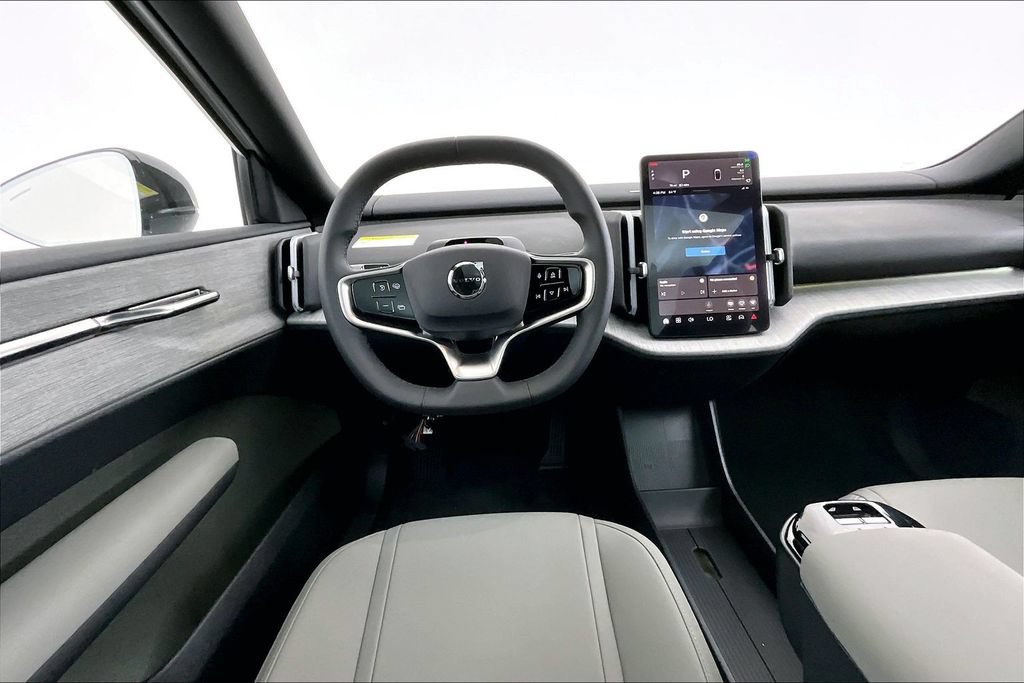 New 2026 Volvo EX30 Ultra w/ Protection Package AWD/4WD image 15