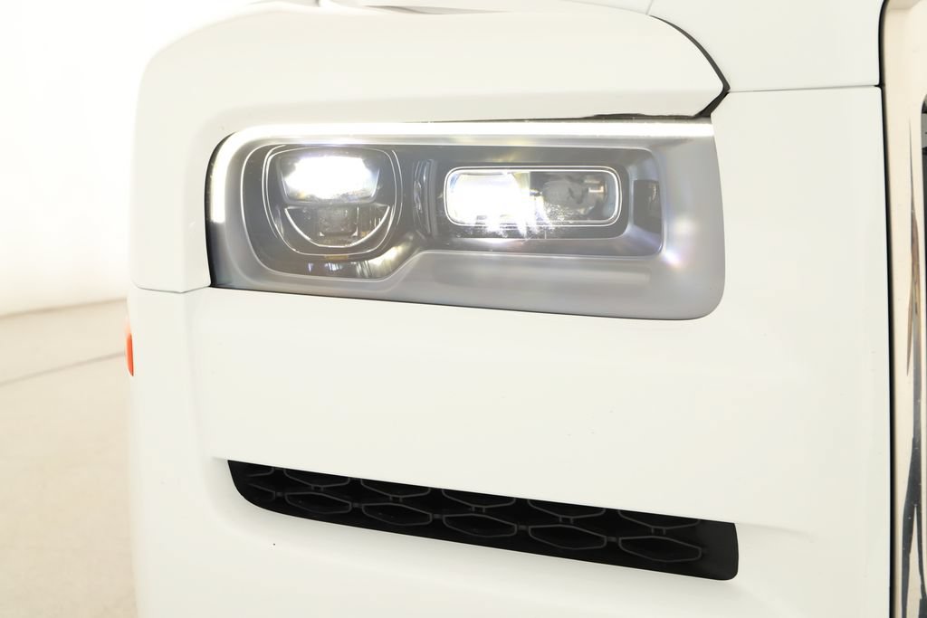 Used 2024 Rolls-Royce Cullinan w/ Cullinan Package AWD/4WD image 42