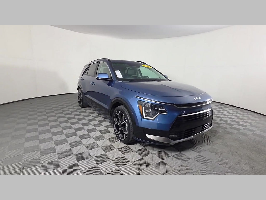 Used 2023 Kia Niro SX Touring FWD image 53