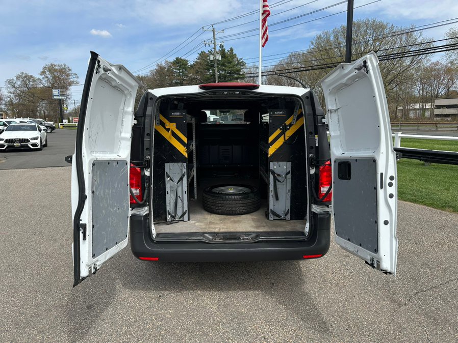 Used 2023 Mercedes-Benz Metris image 21
