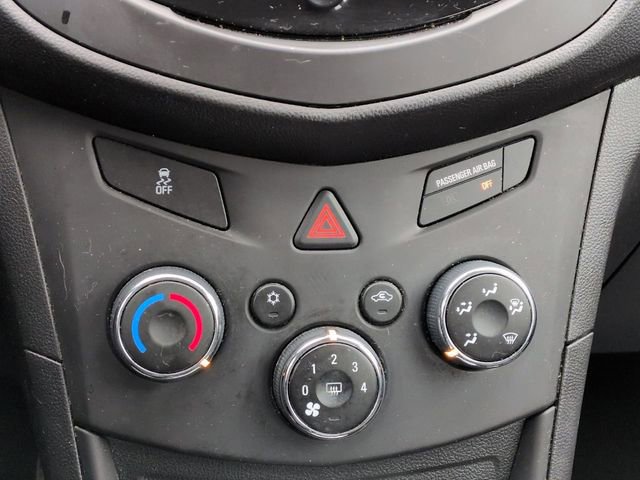 Used 2015 Chevrolet Trax LS image 22