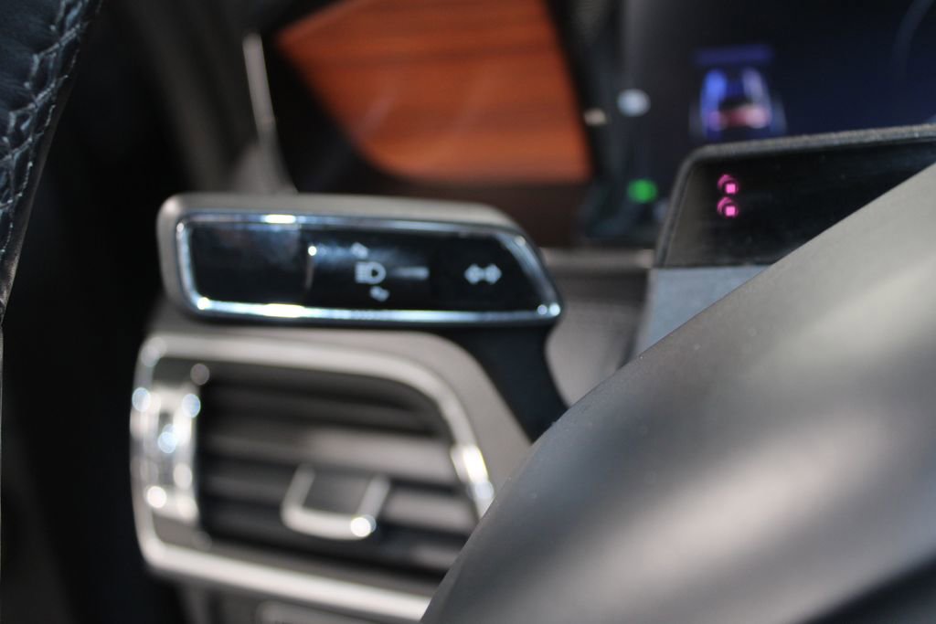 Used 2024 Lincoln Navigator Reserve image 43