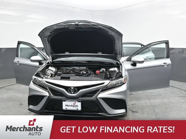 Used 2022 Toyota Camry SE FWD image 40