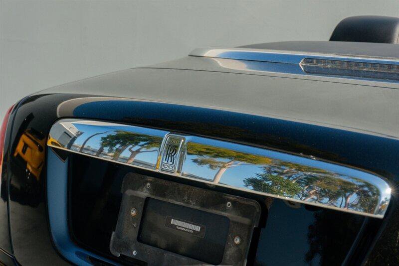 Used 2018 Rolls-Royce Dawn image 41