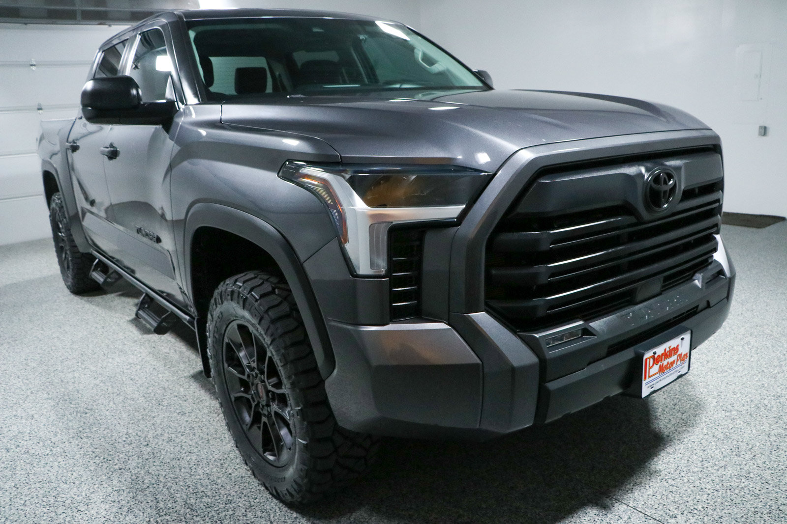Used 2024 Toyota Tundra SR5 AWD/4WD image 5
