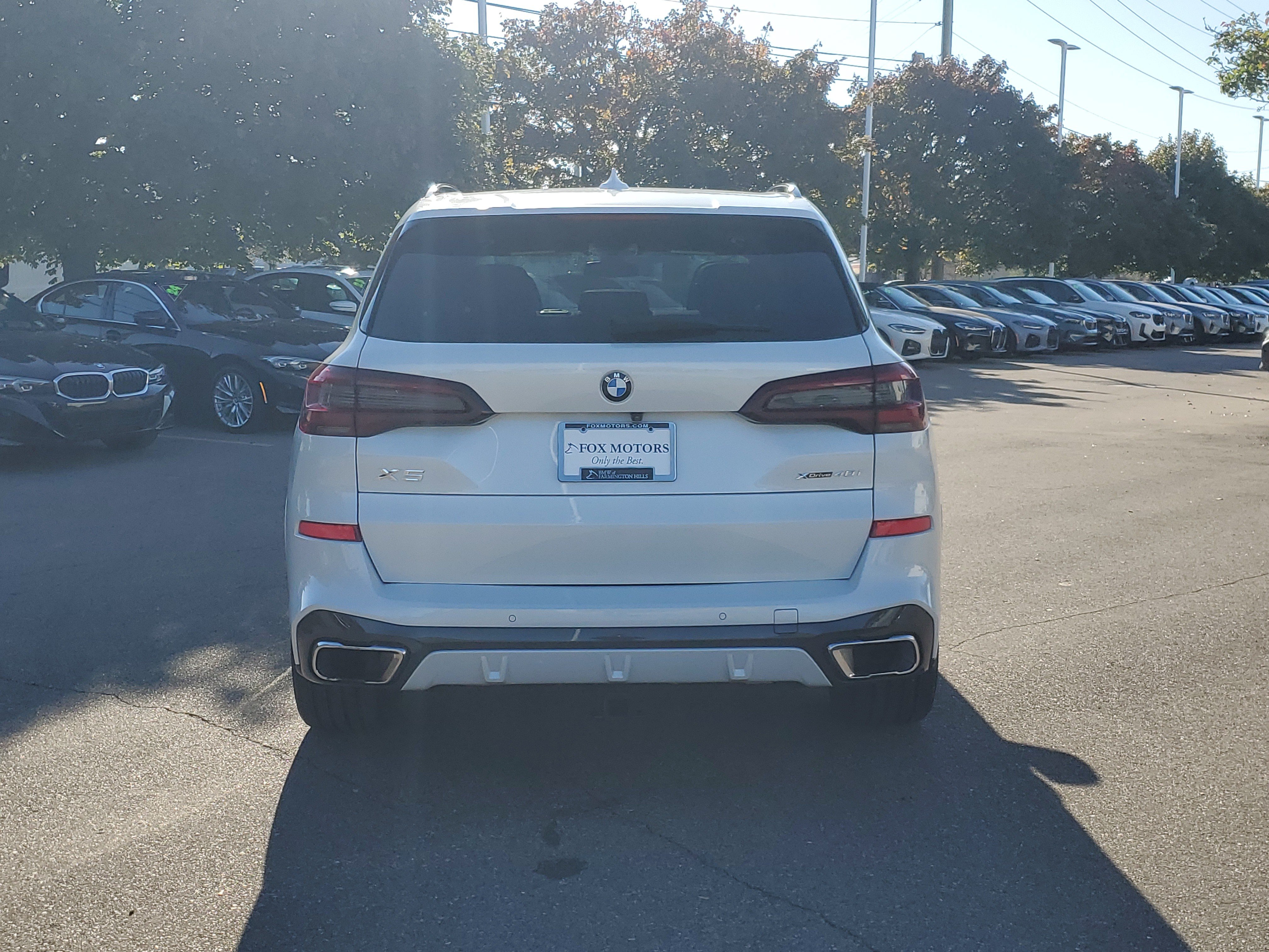 Used 2021 BMW X5 xDrive40i w/ M Sport Package AWD/4WD image 4