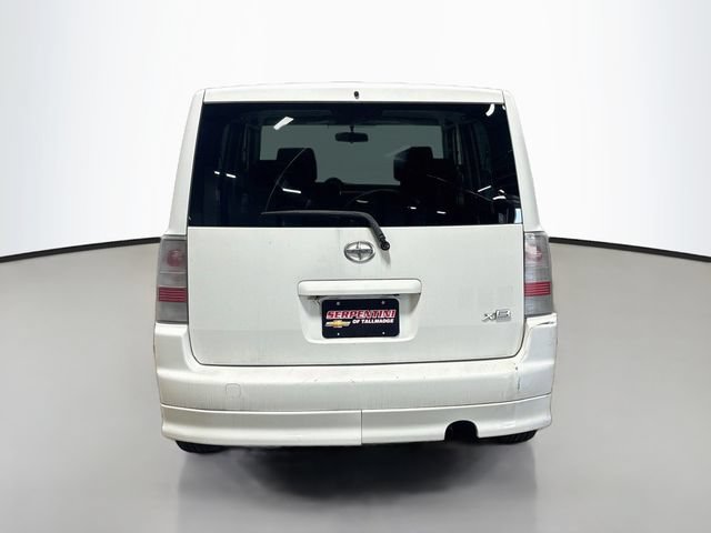 Used 2005 Scion xB FWD image 7