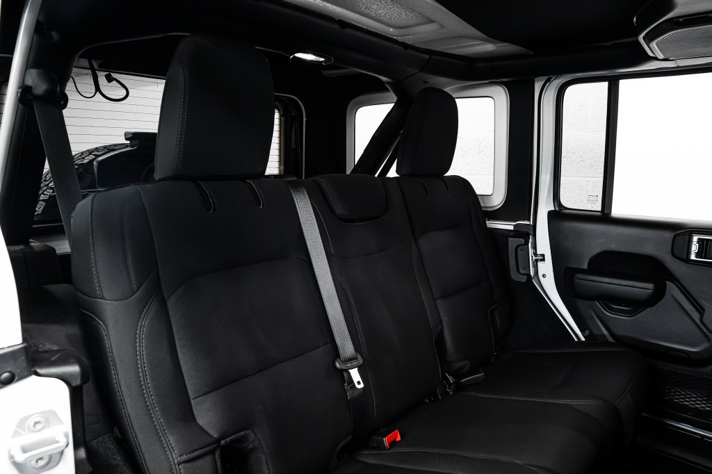 Used 2022 Jeep Wrangler Unlimited Sport AWD/4WD image 32