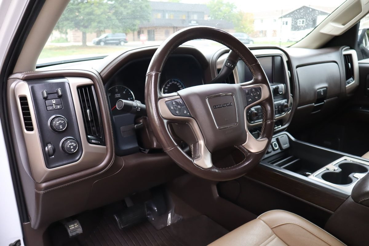 Used 2018 GMC Sierra 1500 Denali AWD/4WD image 15
