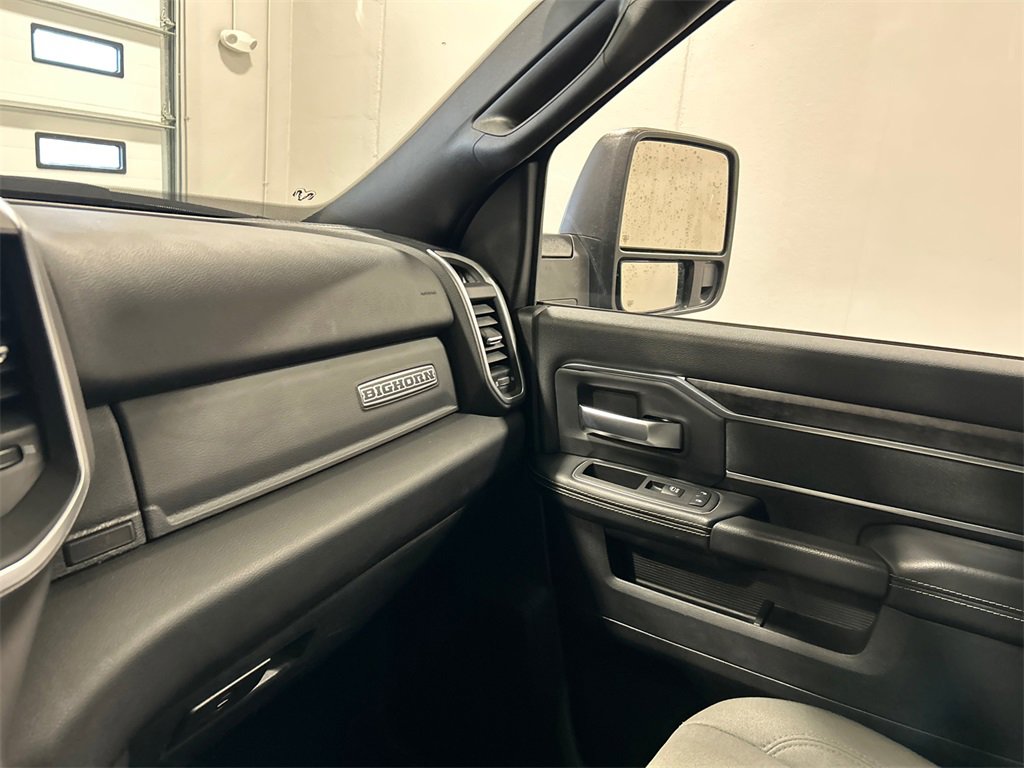 Used 2024 RAM 2500 Big Horn w/ Bed Utility Group image 27