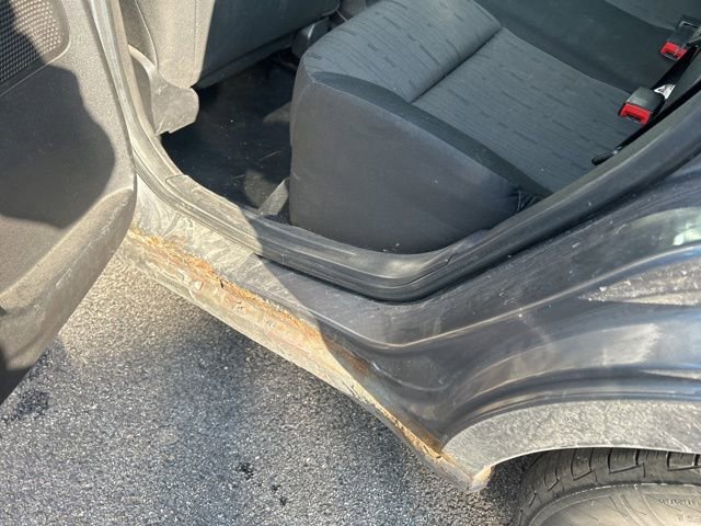 Used 2010 Ford Focus SE image 15