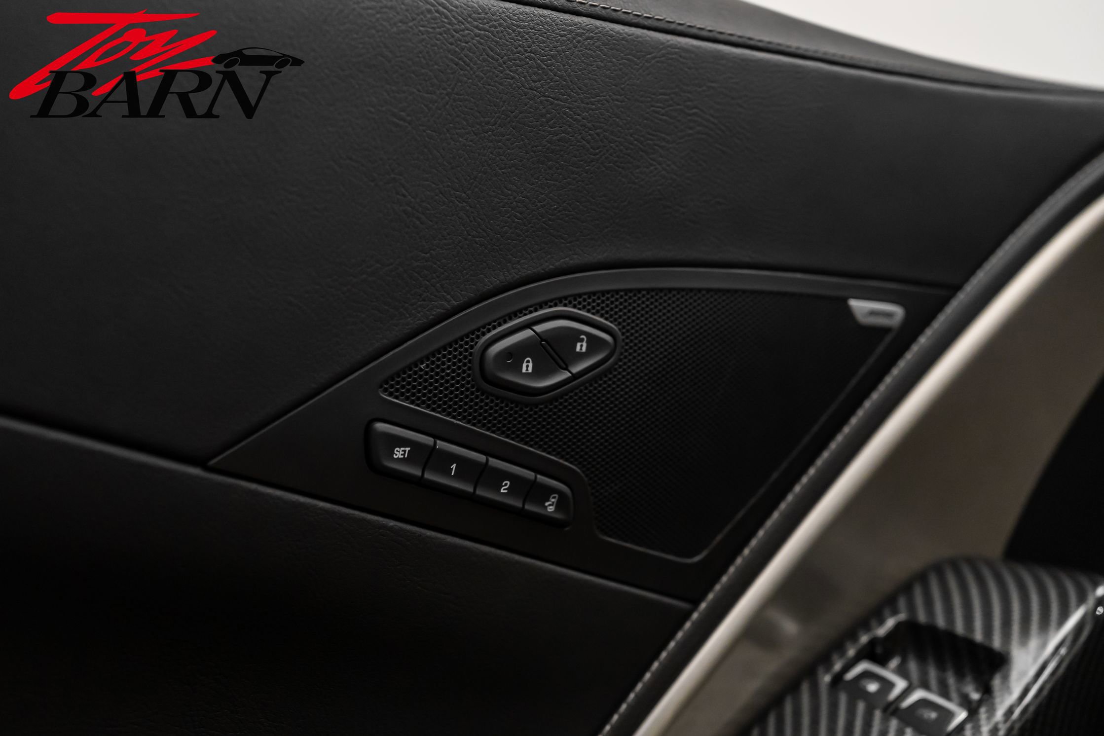 Used 2015 Chevrolet Corvette Z06 w/ 2LZ Preferred Equipment Group image 30