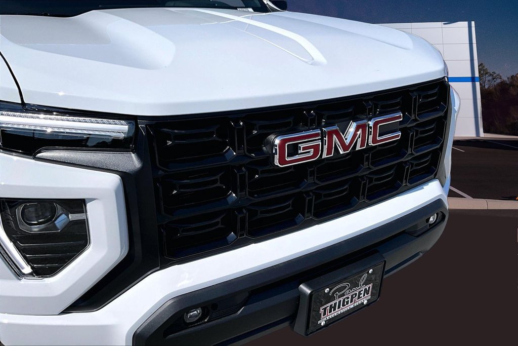 New 2026 GMC Canyon Elevation w/ Convenience Package RWD image 19
