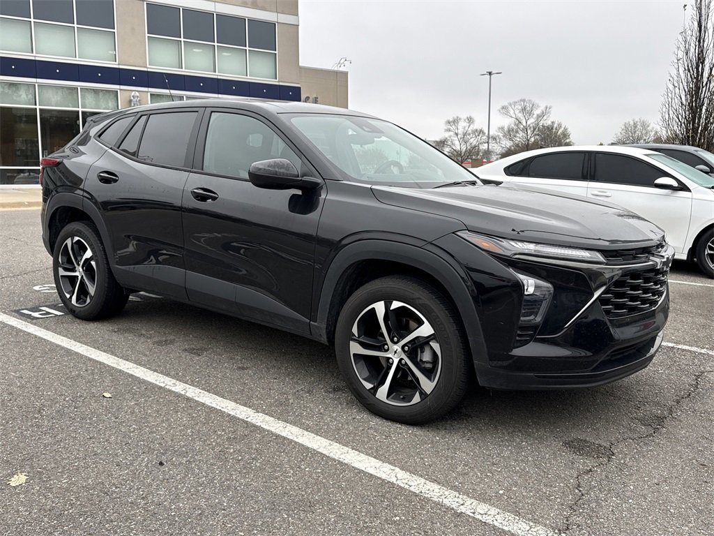 Used 2024 Chevrolet Trax RS w/ Driver Confidence Package image 6