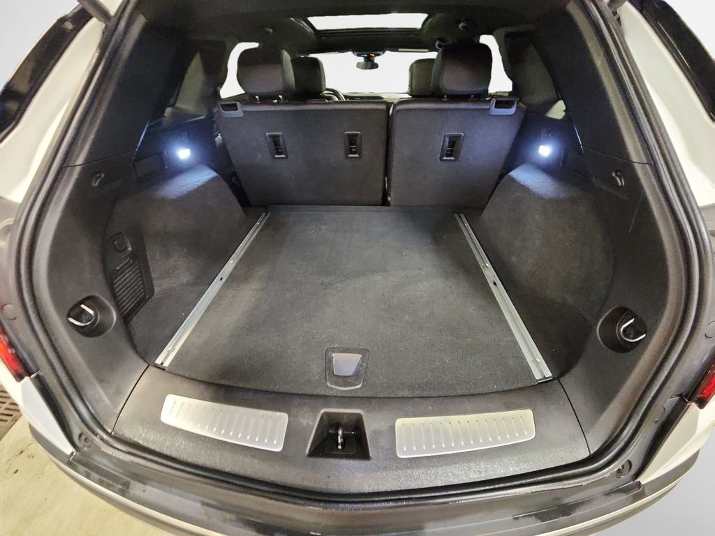 Used 2020 Cadillac XT5 Premium Luxury image 25