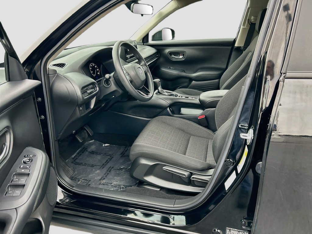 Certified 2024 Honda HR-V LX image 19