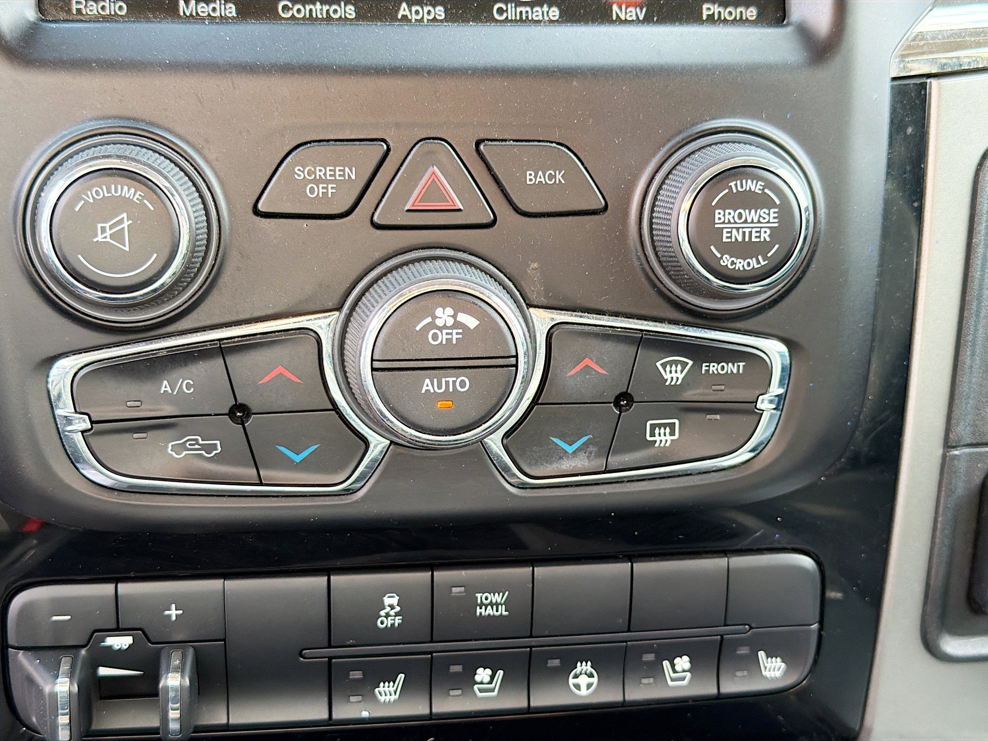 Used 2015 RAM 1500 Sport image 33