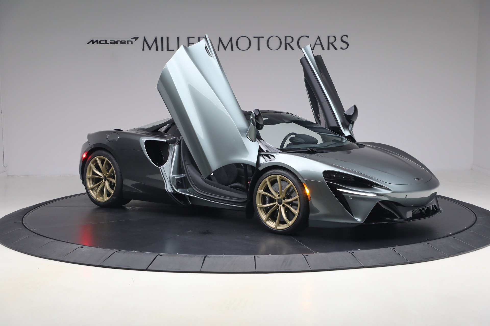 New 2026 McLaren Artura Spider image 19