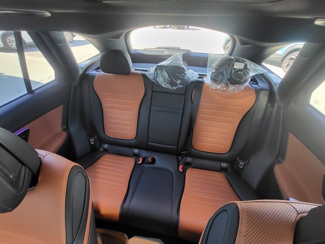 New 2026 Mercedes-Benz GLC 300 4MATIC image 14