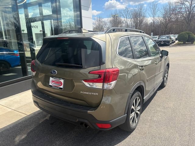 Used 2023 Subaru Forester Limited AWD/4WD image 2