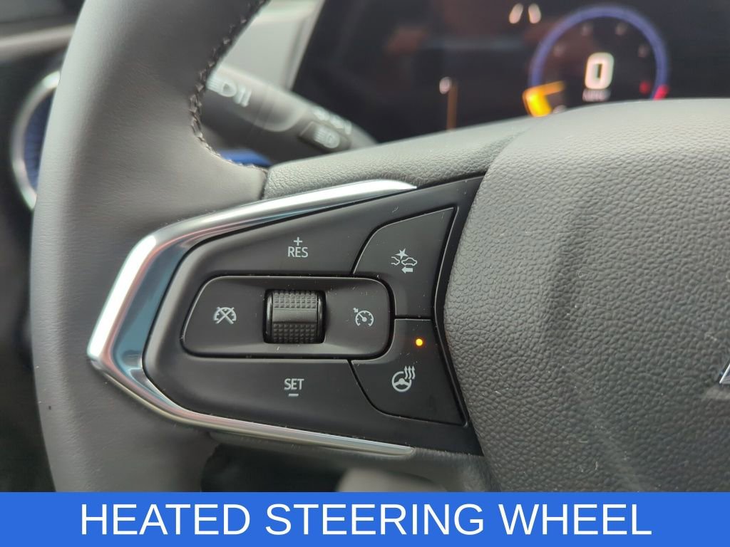 Certified 2024 Chevrolet Trax LT w/ Driver Confidence Package image 23