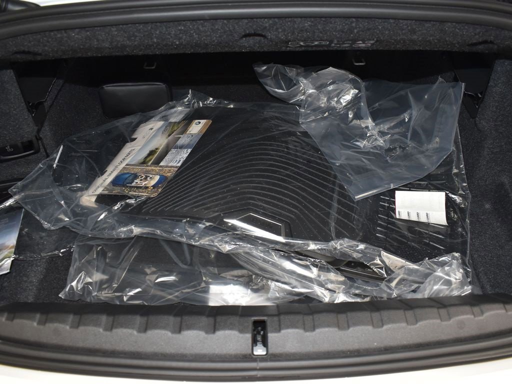 New 2026 BMW 430i Convertible w/ M Sport Package image 16