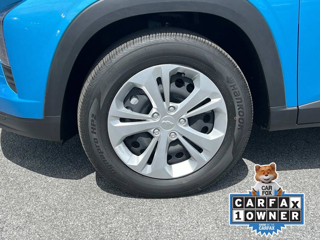 Used 2025 Chevrolet Trax LS image 10