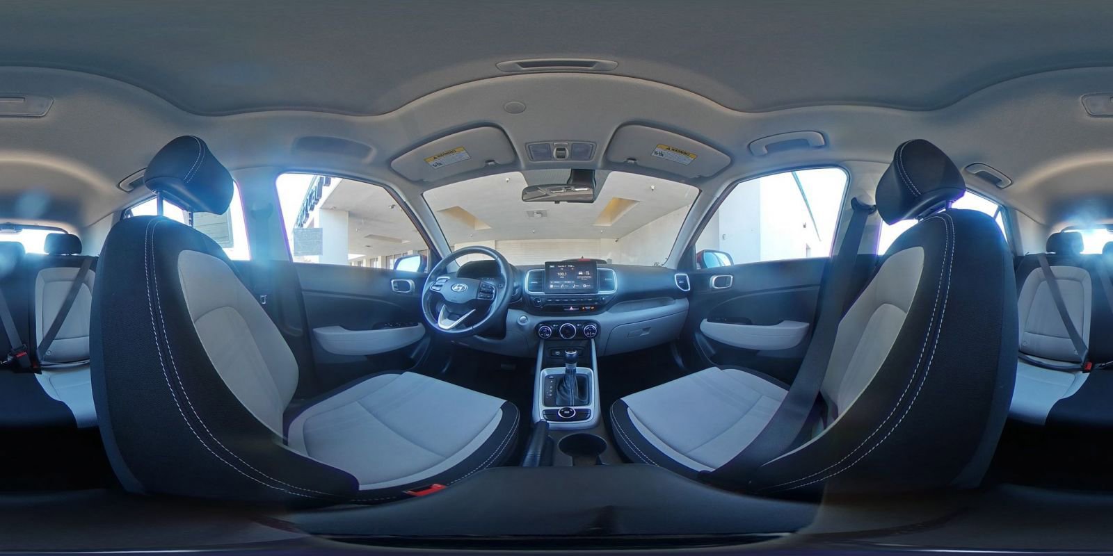 Used 2025 Hyundai Venue SEL FWD image 44