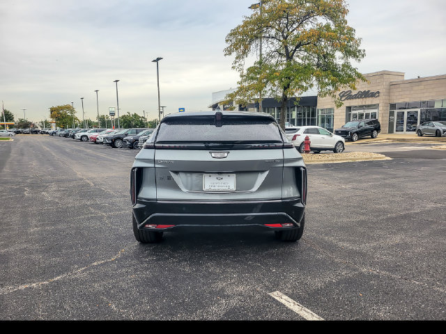 Certified 2024 Cadillac Lyriq Luxury AWD/4WD image 11