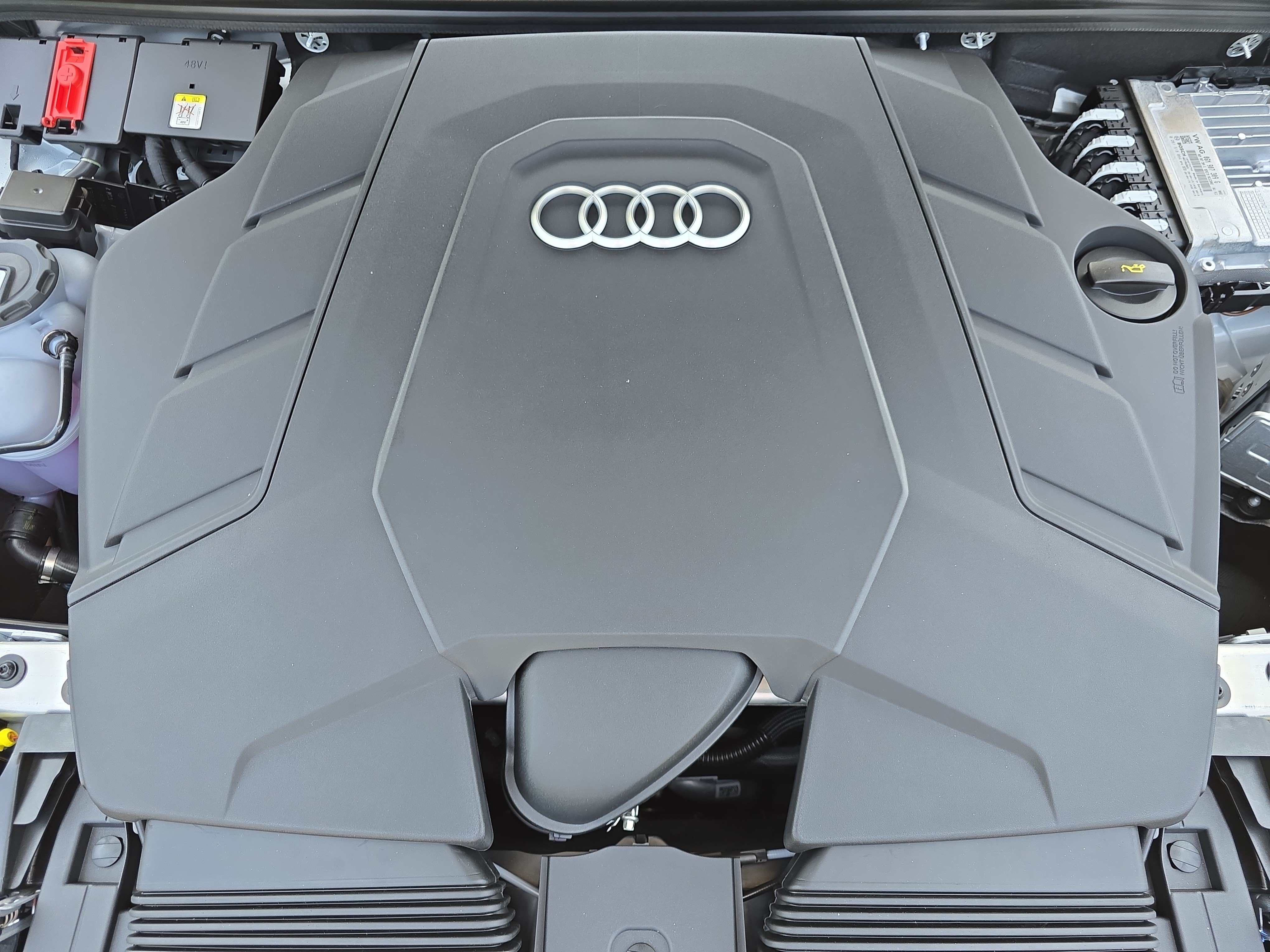 New 2026 Audi Q8 Prestige AWD/4WD image 31