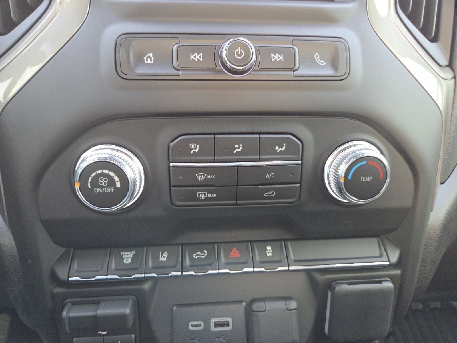 Used 2026 GMC Sierra 3500 Pro AWD/4WD image 34