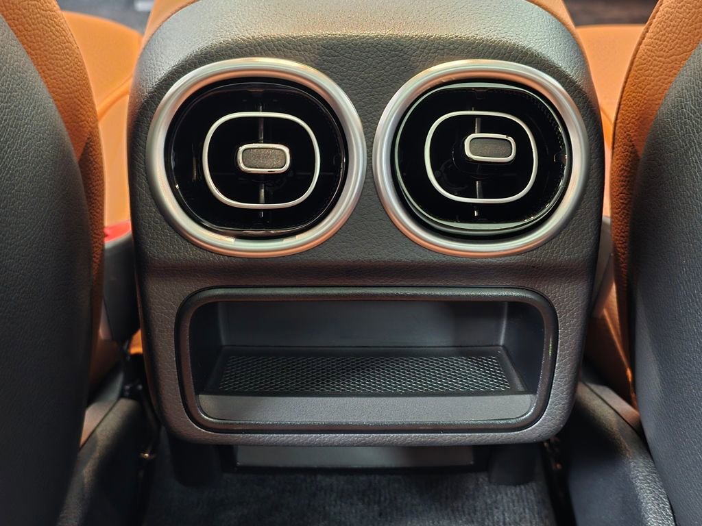 Used 2025 Mercedes-Benz C 300 4MATIC Sedan image 19