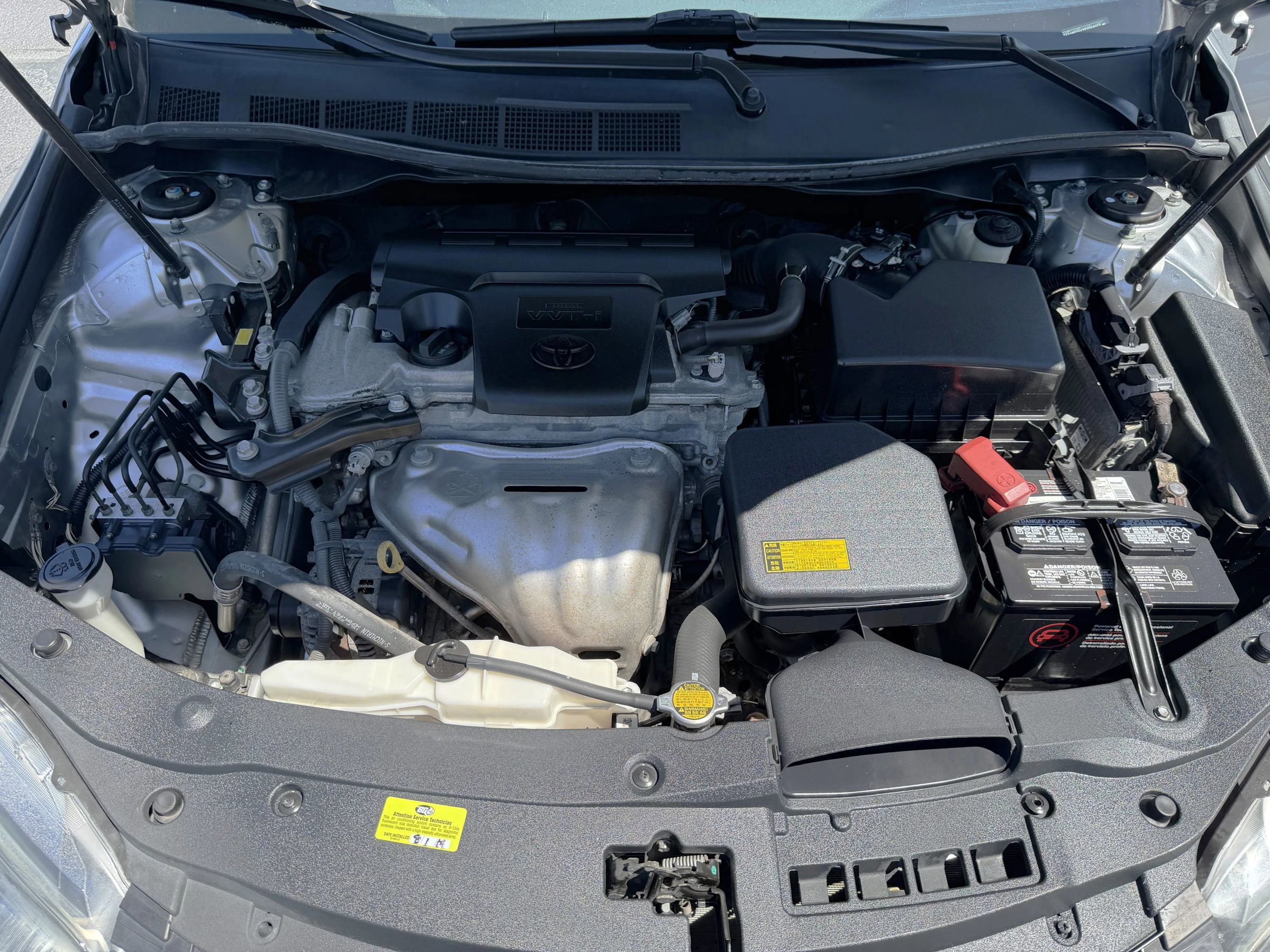 Used 2015 Toyota Camry SE FWD image 3